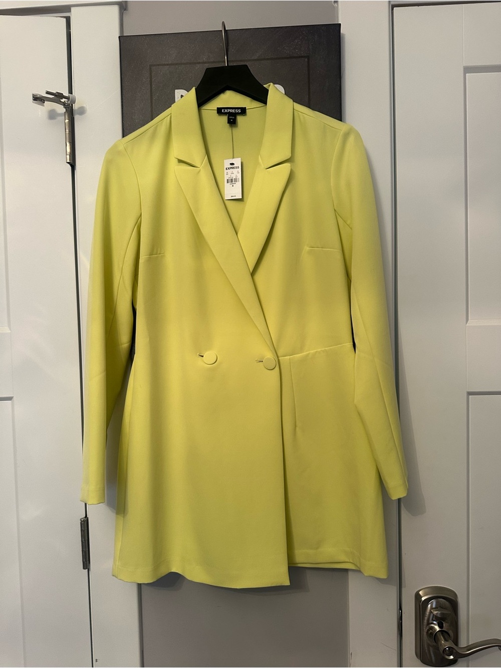 🥳NWT🥳 Express Lime Double-Breasted Blazer Romper